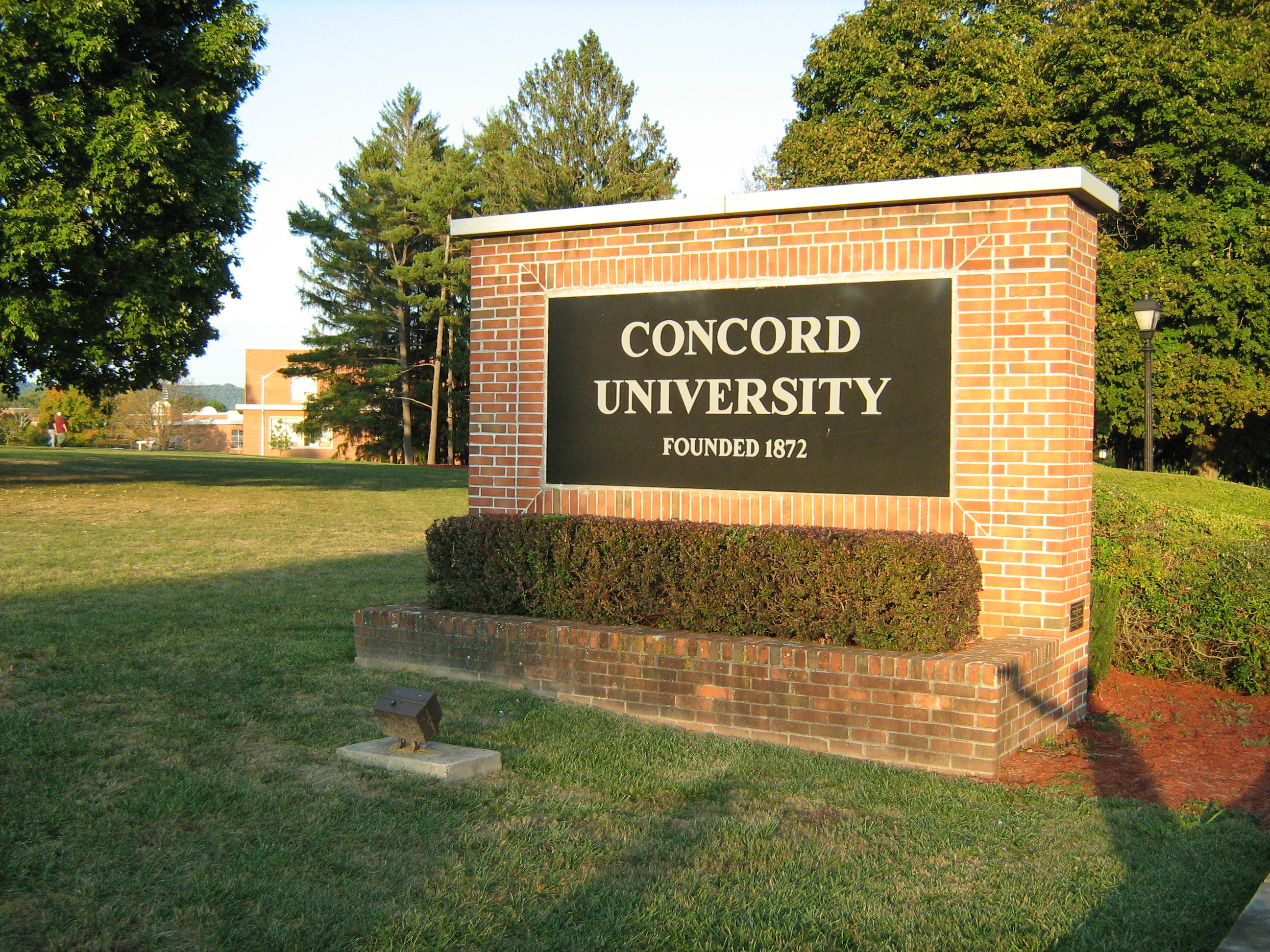 ConcordUniversity_Entrance_Sign.jpg