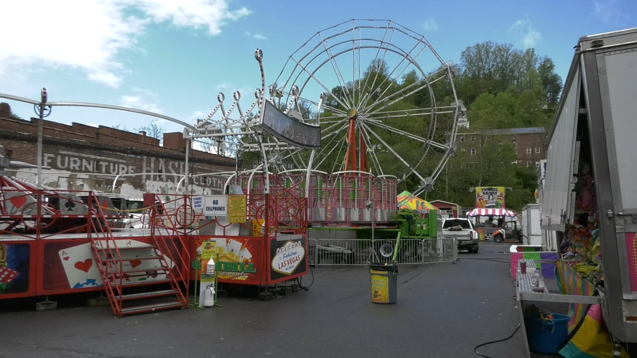 Town of Mullens hosts 41st annual Dogwood Festival WOAYTV