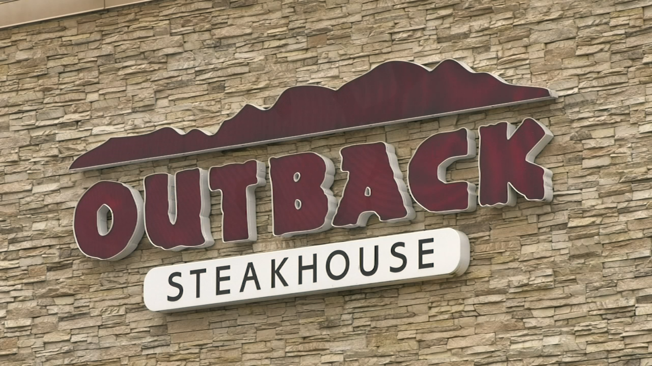 Local Outback Steakhouse holds ribbon cutting for new management ...