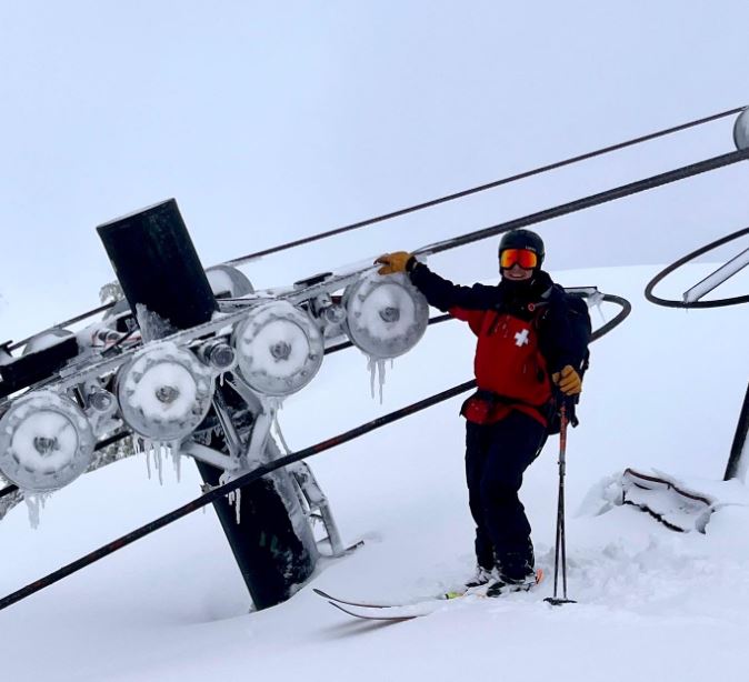 Exclusive Interview: Western Ski Resort Shatters Seasonal Snowfall Record - Vimarsana News
