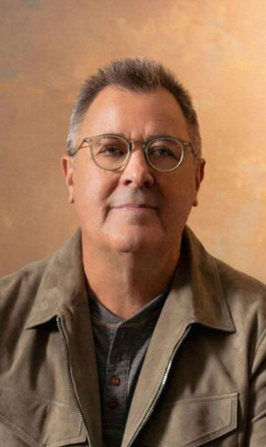 Vince Gill tour date scheduled for Charleston